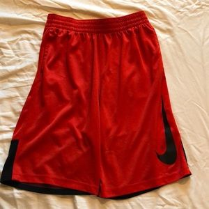 Boys Nike shorts- size XL